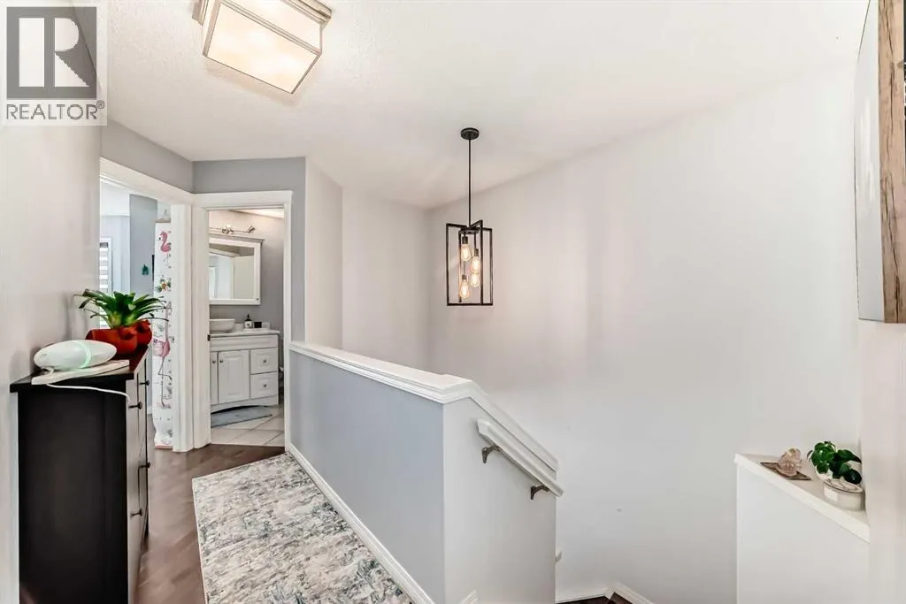 50 Tuscany Valley Rise NW