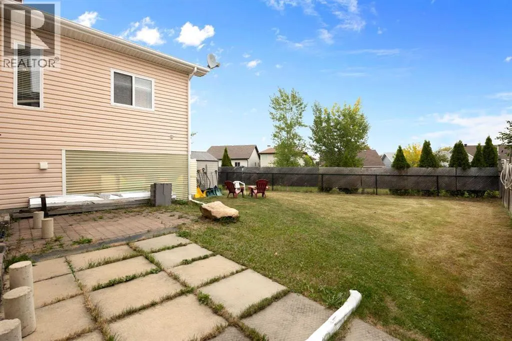 169 Fisher Crescent