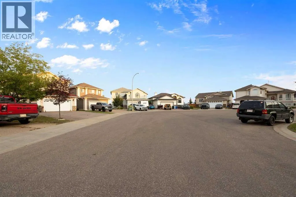 169 Fisher Crescent