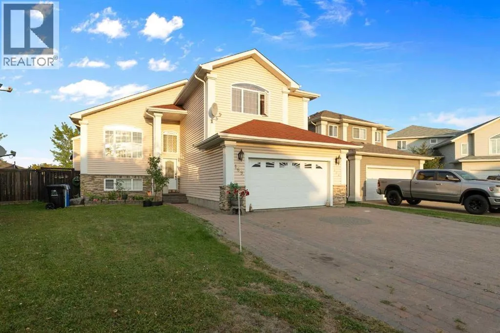 169 Fisher Crescent