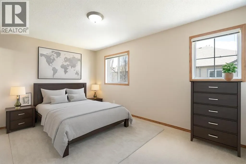 73 Saddletree Court NE