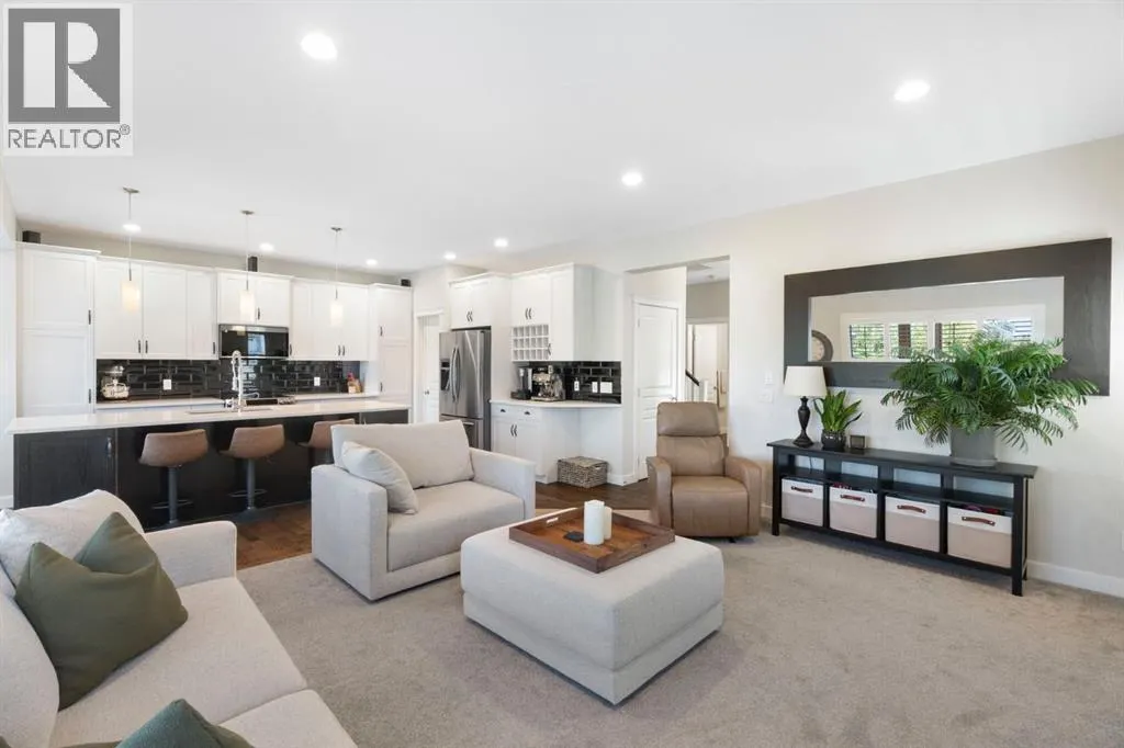 6 Cranwell Square SE