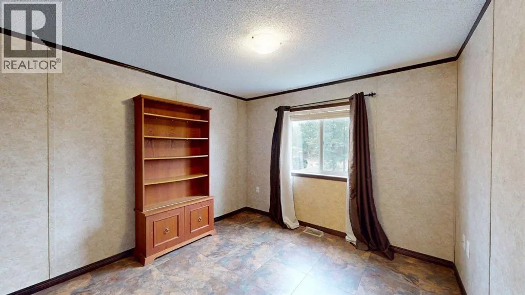 392 Gregoire Crescent