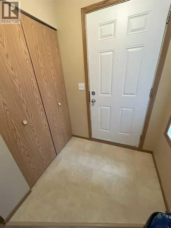 586, 100 Jordan Parkway