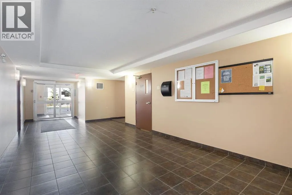 101, 248B Grosbeak Way