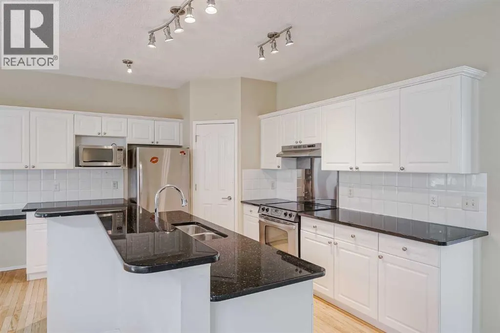 375 Douglas Glen Gardens SE