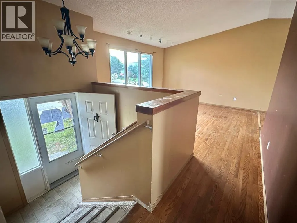 37 Atkinson Crescent