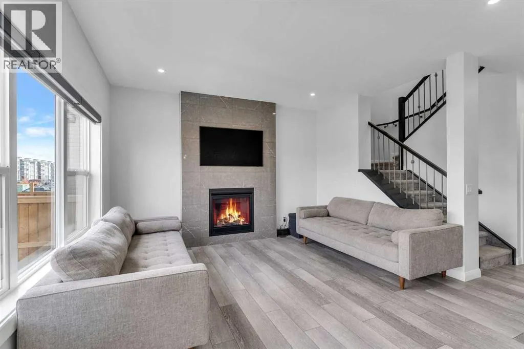 383 Dawson Harbour Court