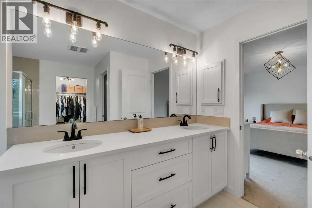 26 Cranbrook Cove SE