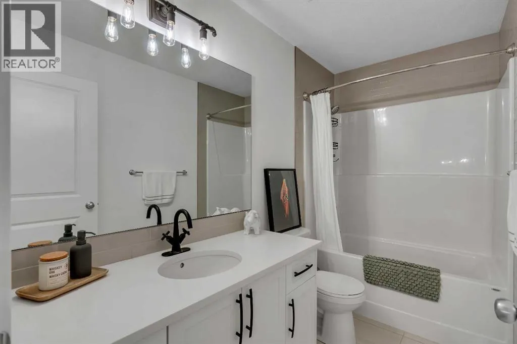 26 Cranbrook Cove SE