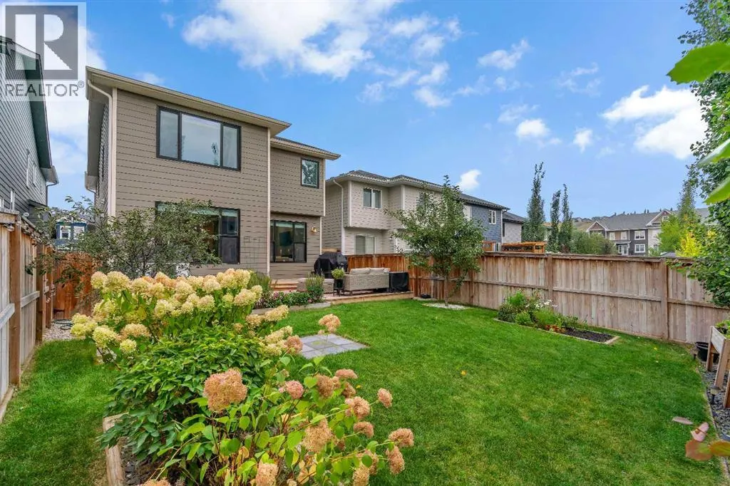 26 Cranbrook Cove SE