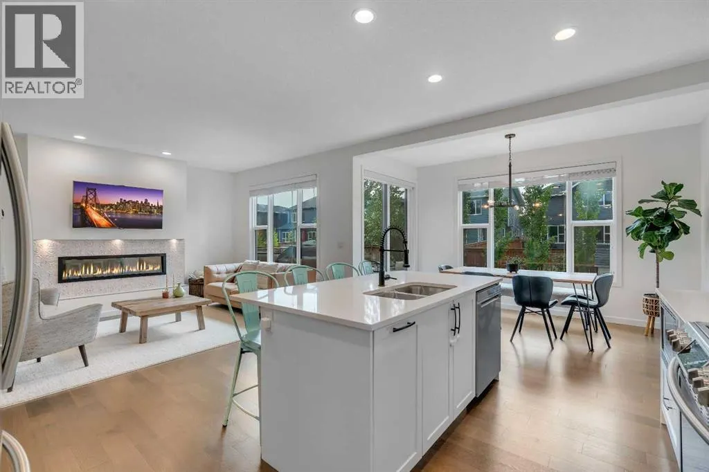26 Cranbrook Cove SE