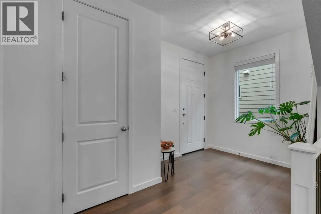 26 Cranbrook Cove SE