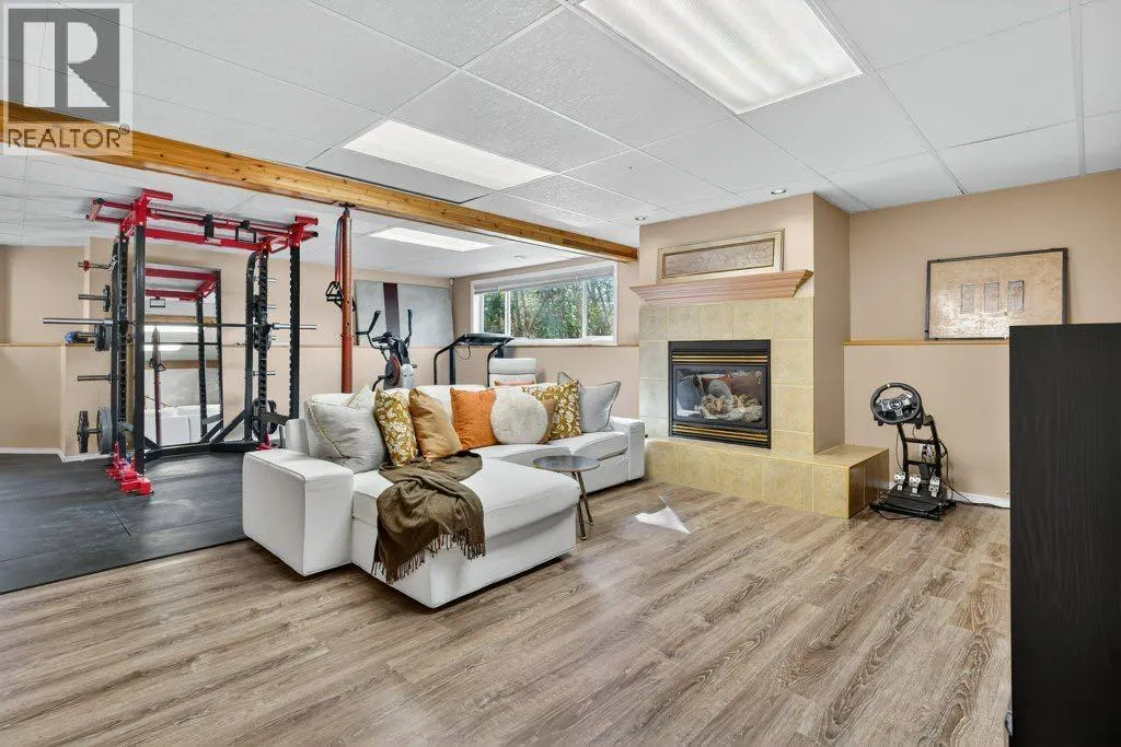 292185 264 Township