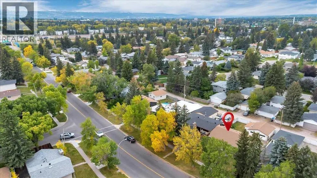 4307 Brisebois Drive NW