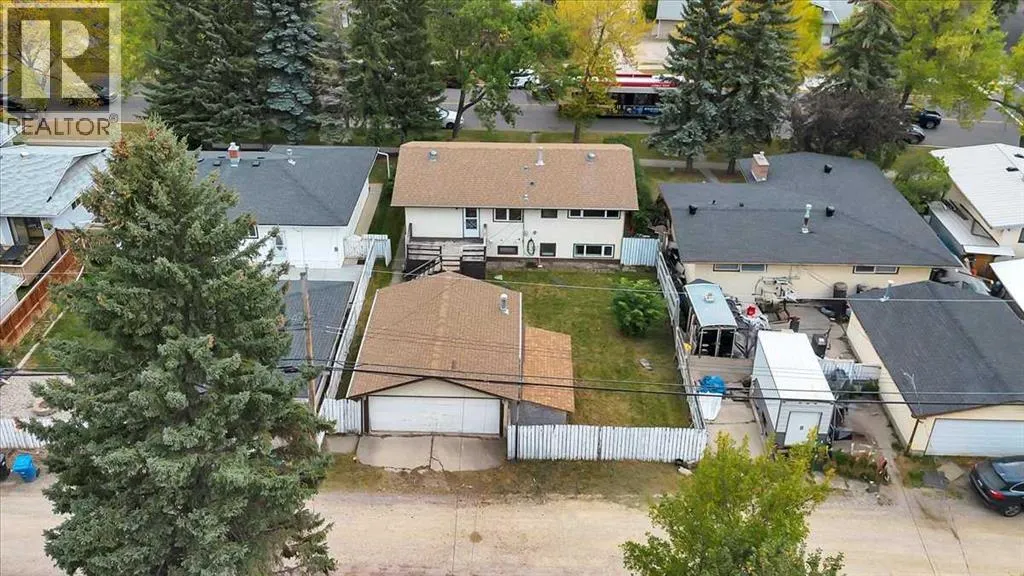 4307 Brisebois Drive NW