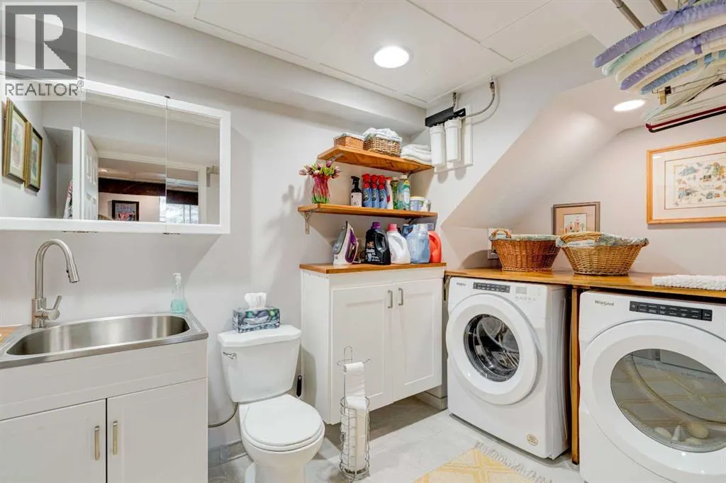 83 Mt Douglas Villas SE