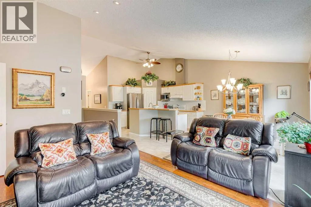 83 Mt Douglas Villas SE