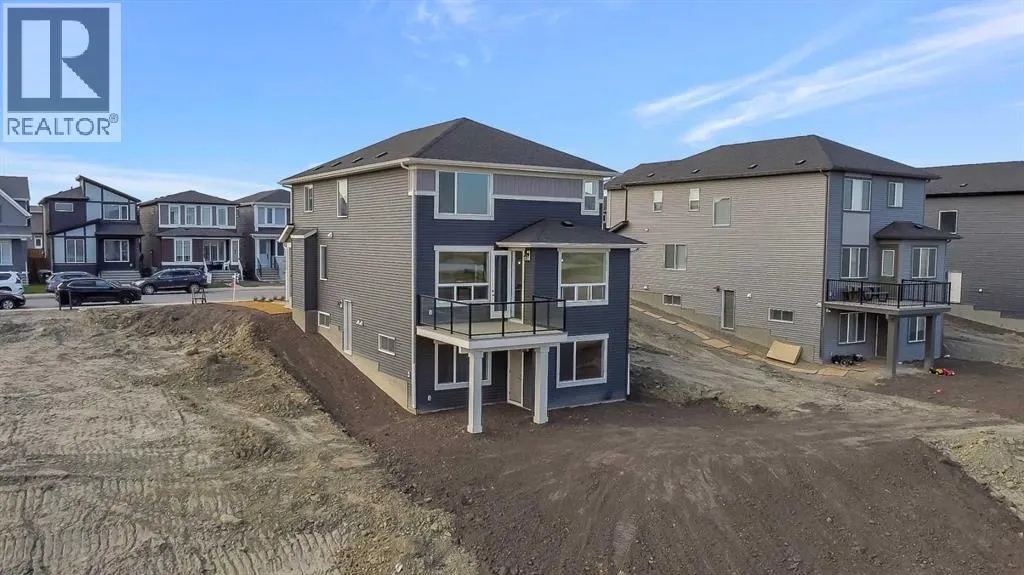 100 Corner Glen Manor NE