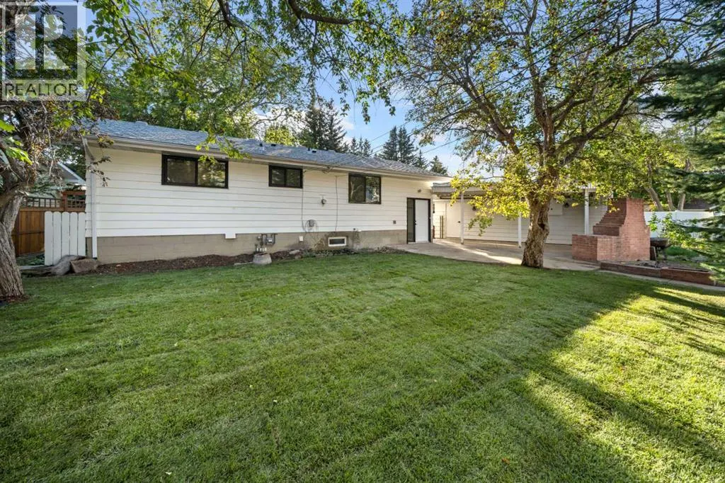 3212 Breen Crescent NW