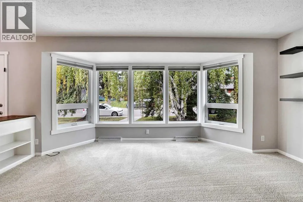 88 Westwood Drive SW