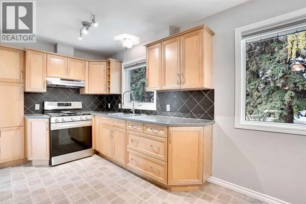 88 Westwood Drive SW