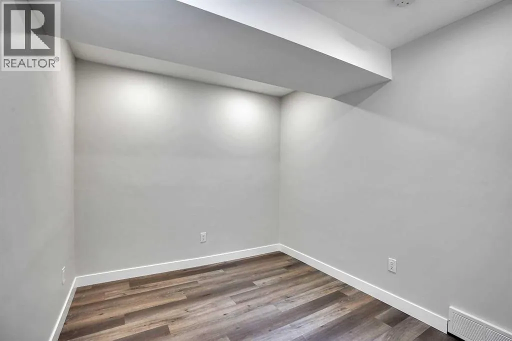88 Westwood Drive SW