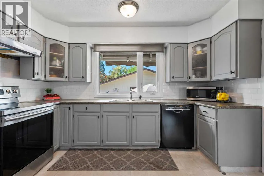 12031 Candiac Road SW