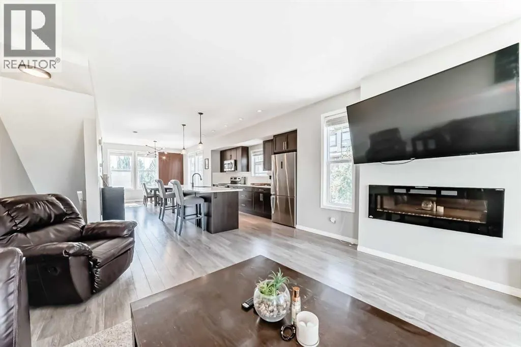 706, 280 Williamstown Close NW