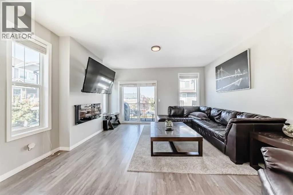 706, 280 Williamstown Close NW