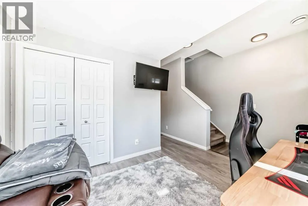 706, 280 Williamstown Close NW