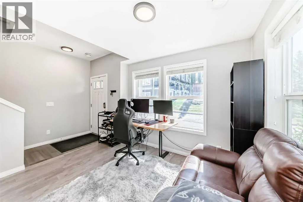 706, 280 Williamstown Close NW