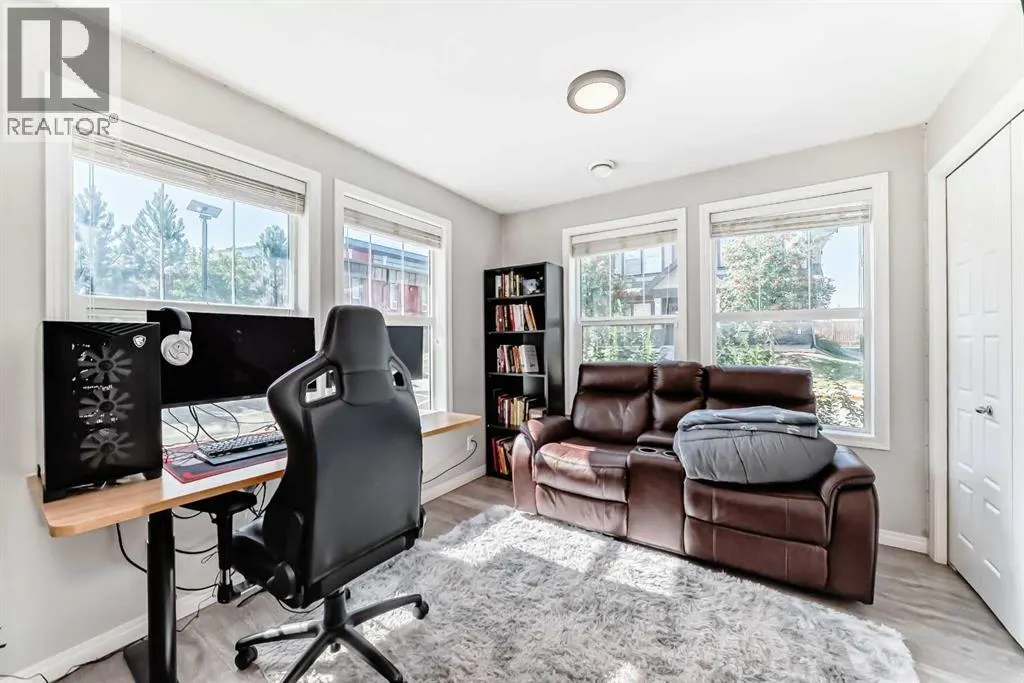 706, 280 Williamstown Close NW