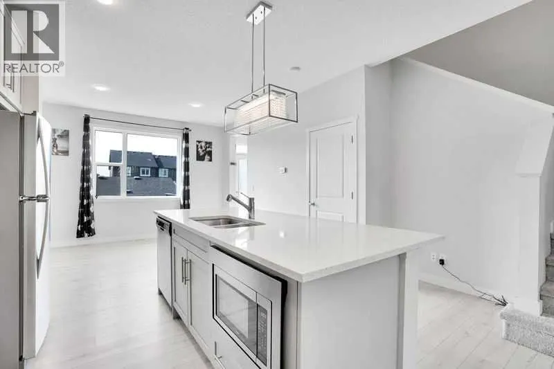 143 HIGHVIEW Gate SE