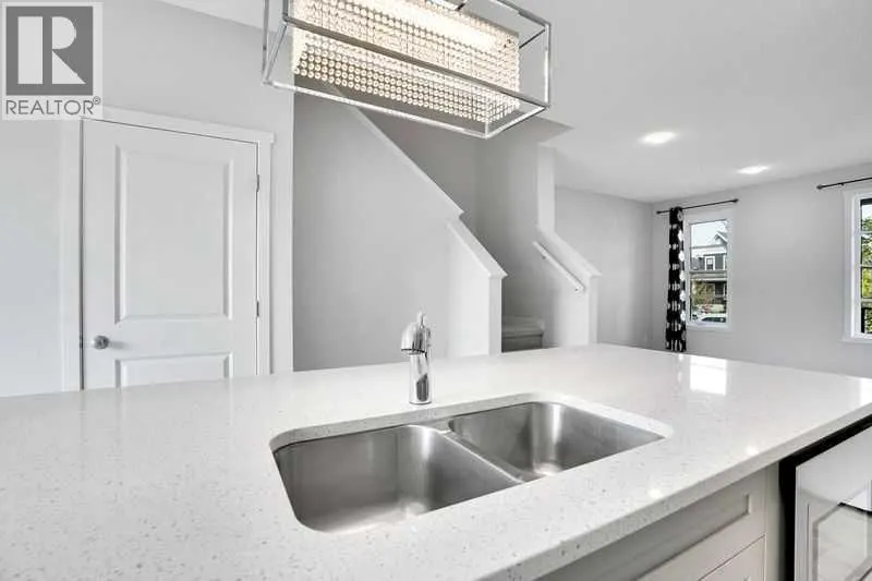143 HIGHVIEW Gate SE