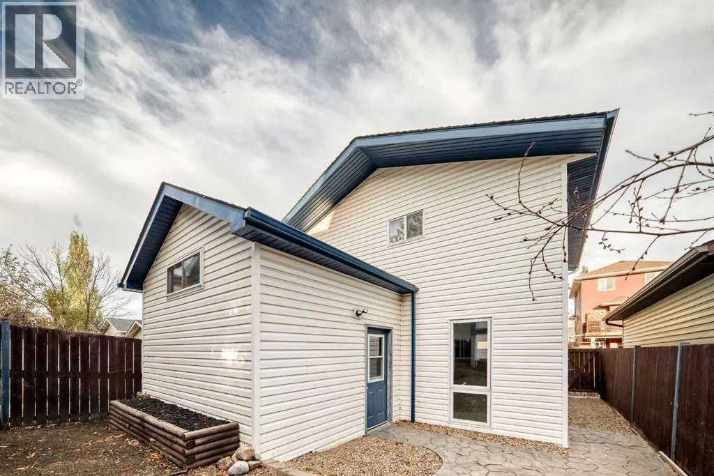 112 Sagewood Grove SW