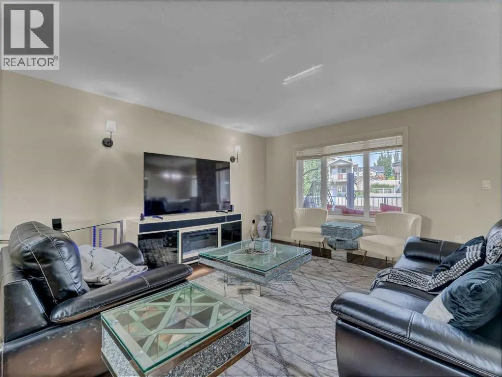 592 Vista Drive SE