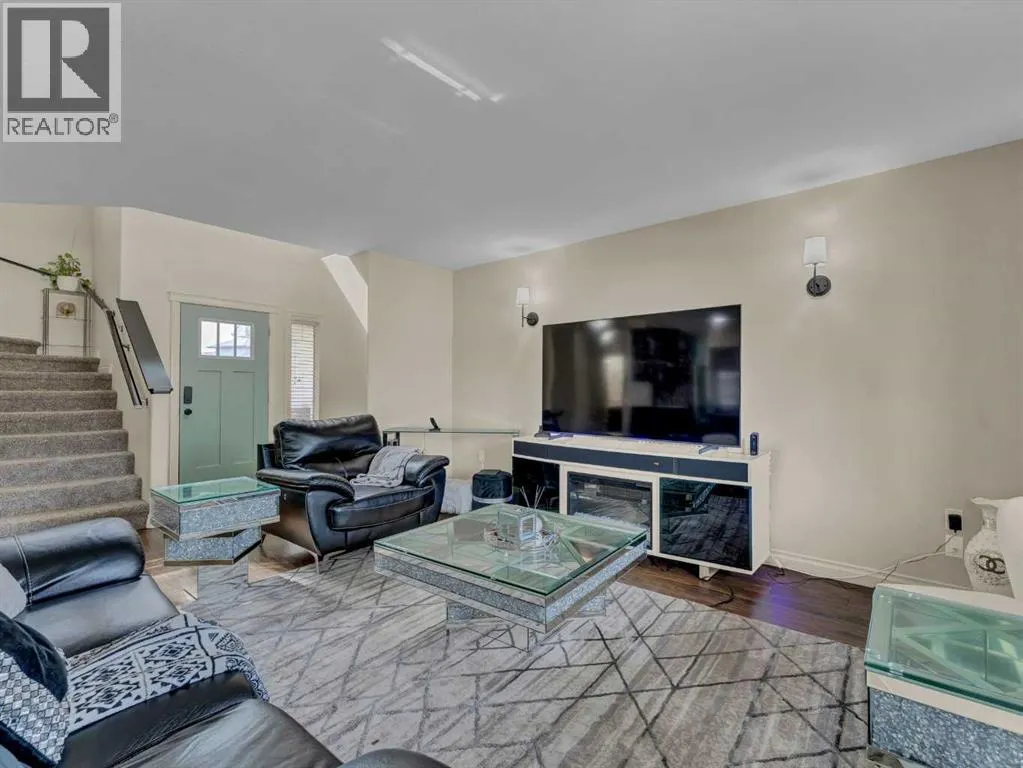 592 Vista Drive SE