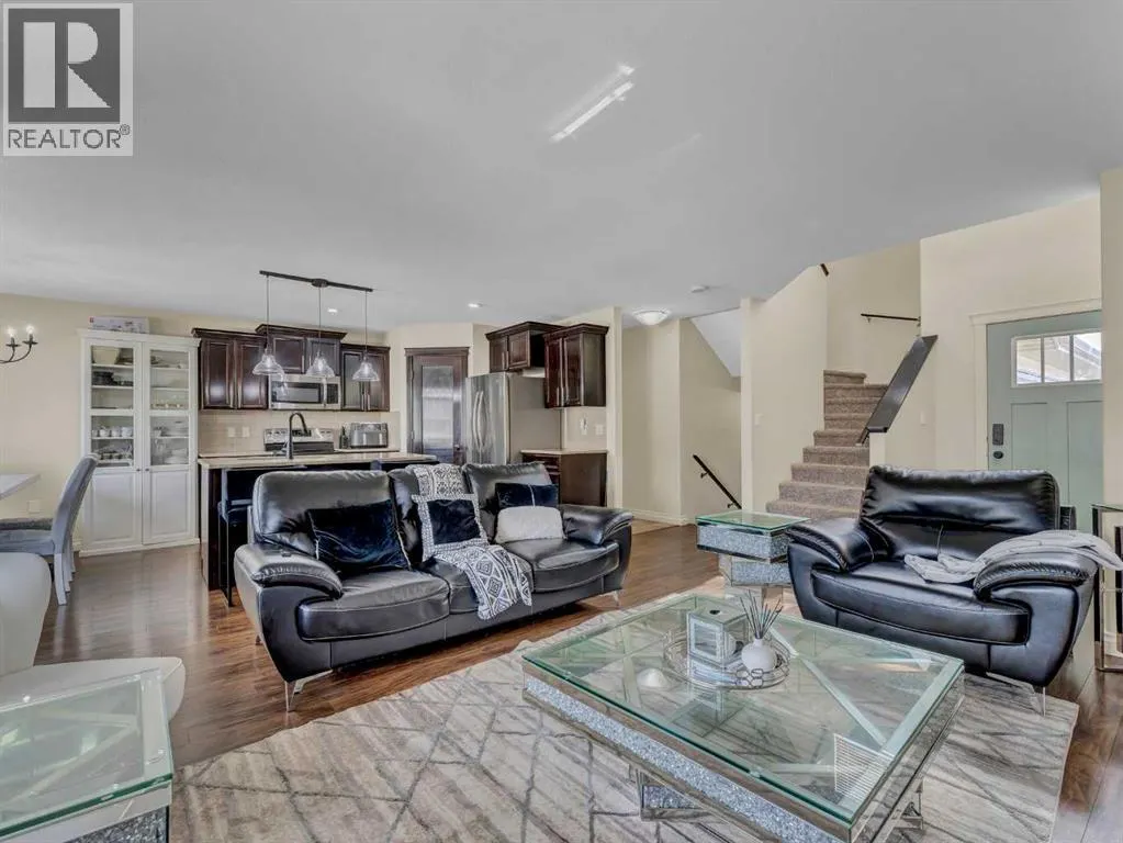 592 Vista Drive SE