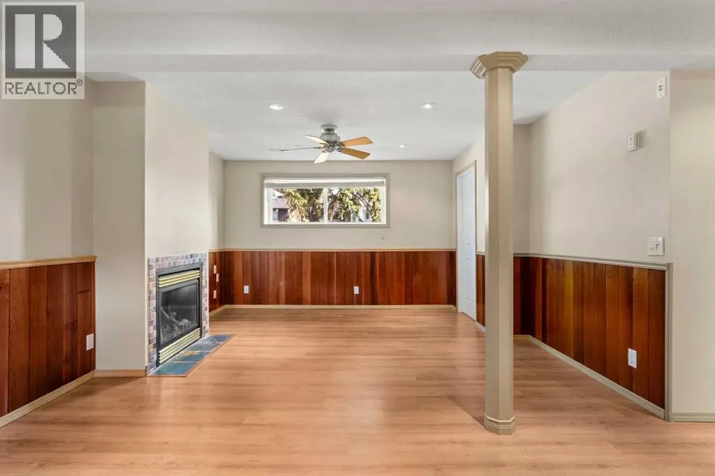 1364 Lake Michigan Crescent SE