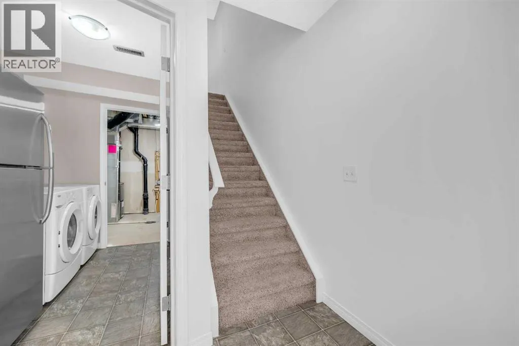 304 Windstone Gardens SW