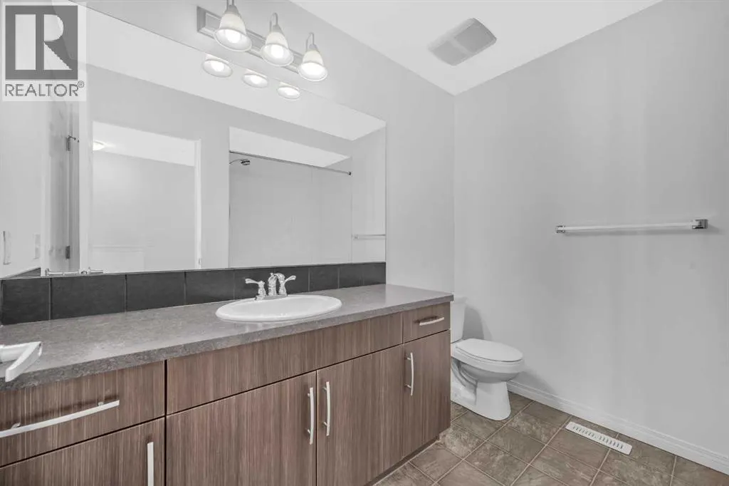 304 Windstone Gardens SW