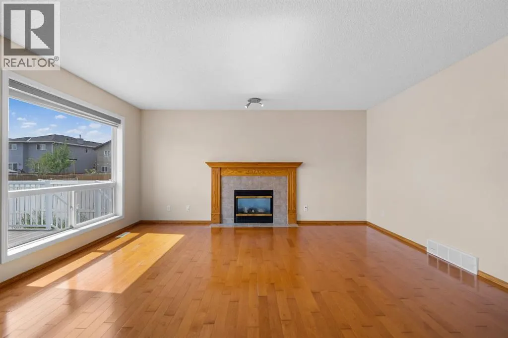 81 Taracove Crescent NE