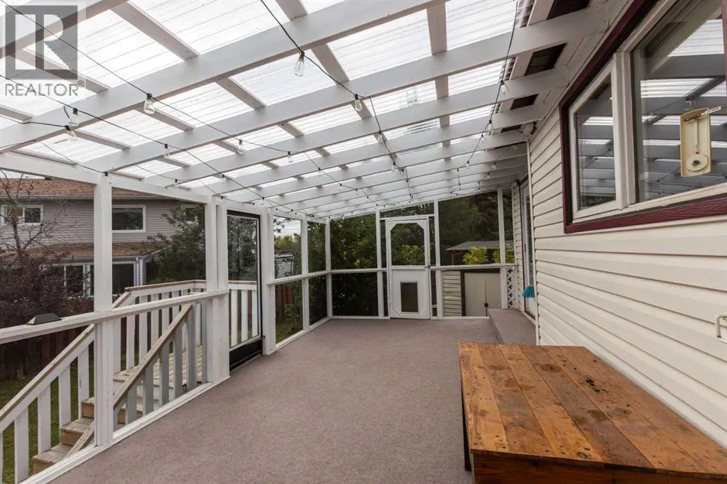 195 Becker Crescent