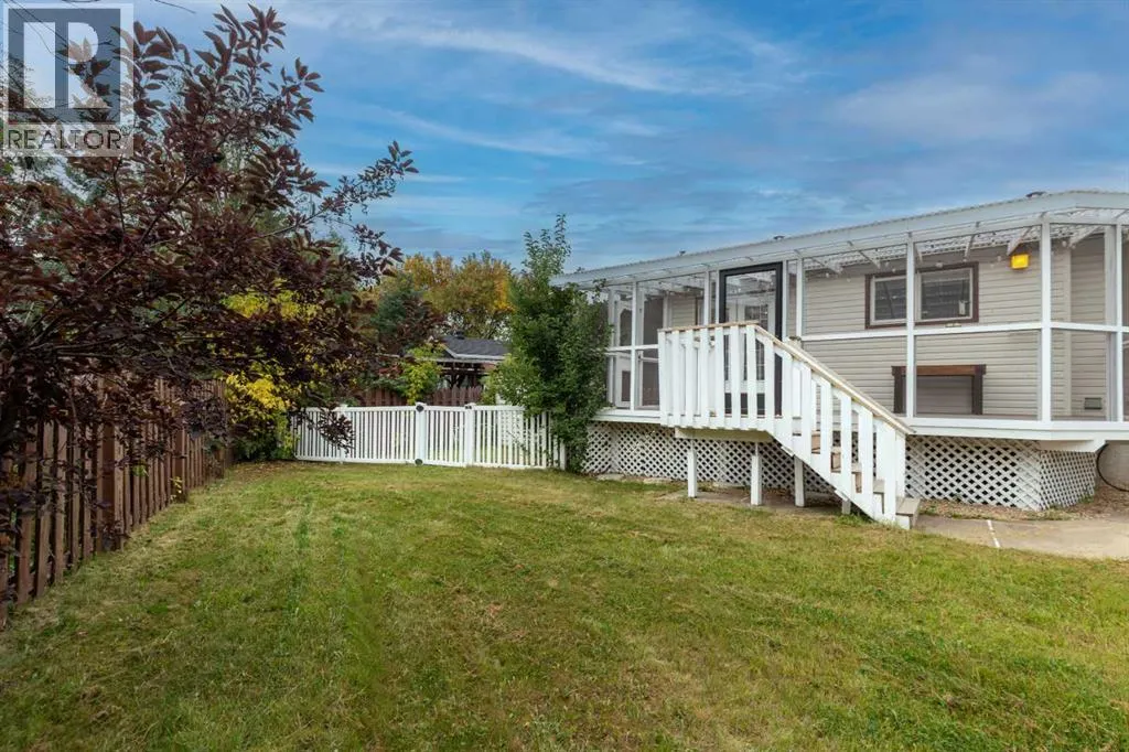 195 Becker Crescent