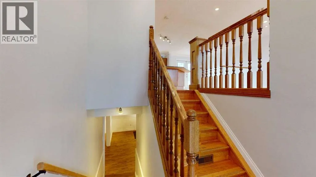 195 Becker Crescent