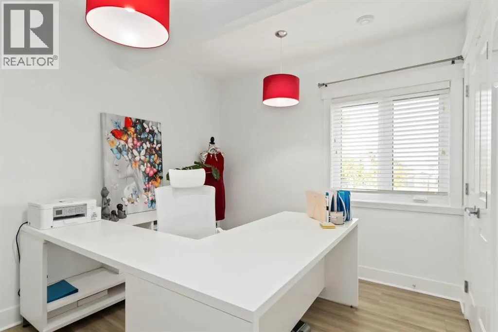 8, 208 Sparrow Hawk Drive