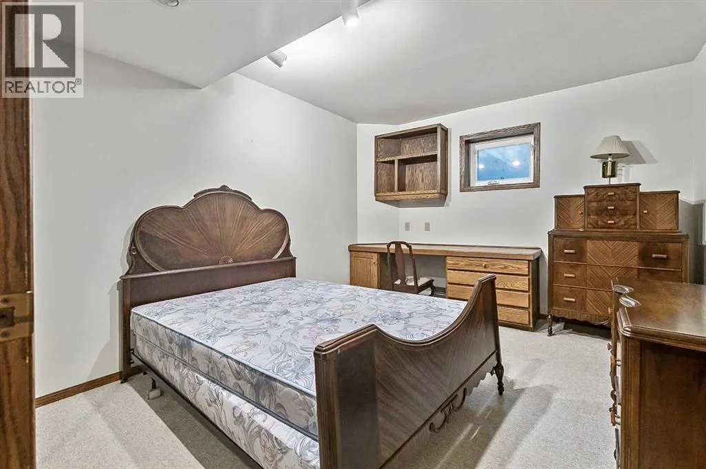 108 Canterville Road SW