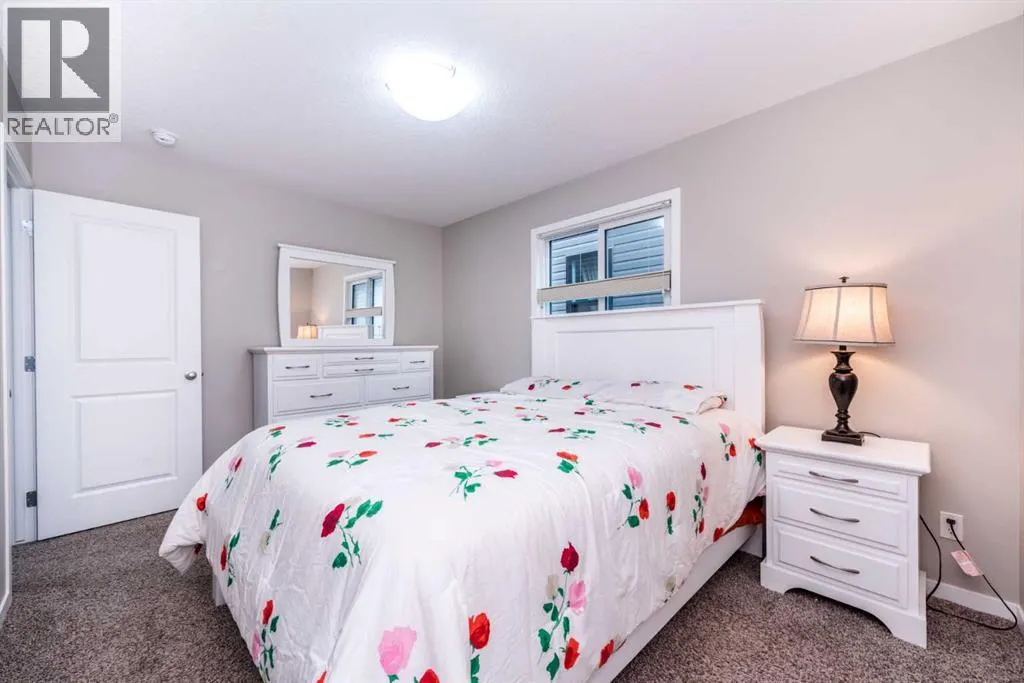 134 Howse Rise NE