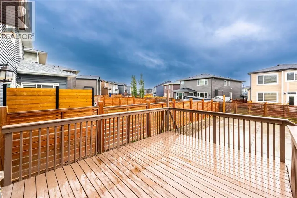 134 Howse Rise NE